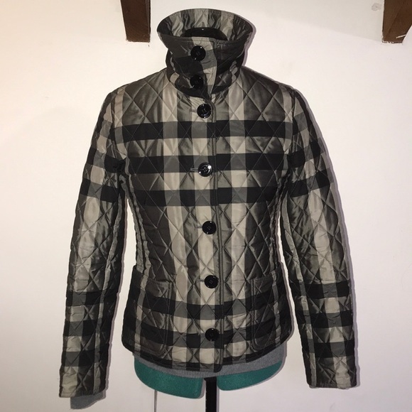 SOLD Burberry quilted jacket size XS - Picture 7 of 8